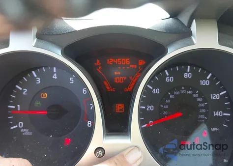 2014 Nissan Juke Sv z USA, uszkodzony, nr VIN JN8AF5MV2ET357731